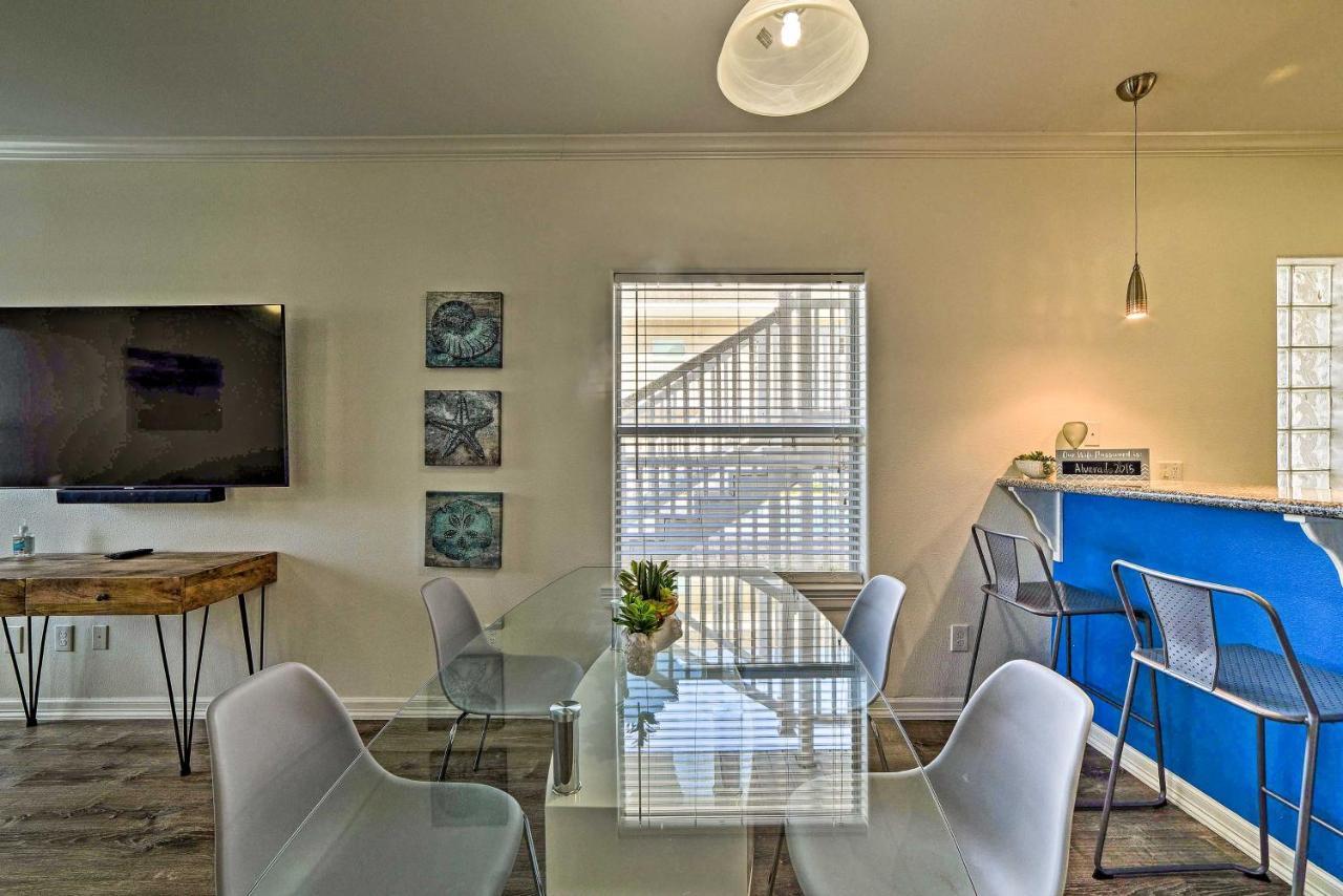 Modern Island Condo With Pool Steps To The Beach! South Padre Island Buitenkant foto